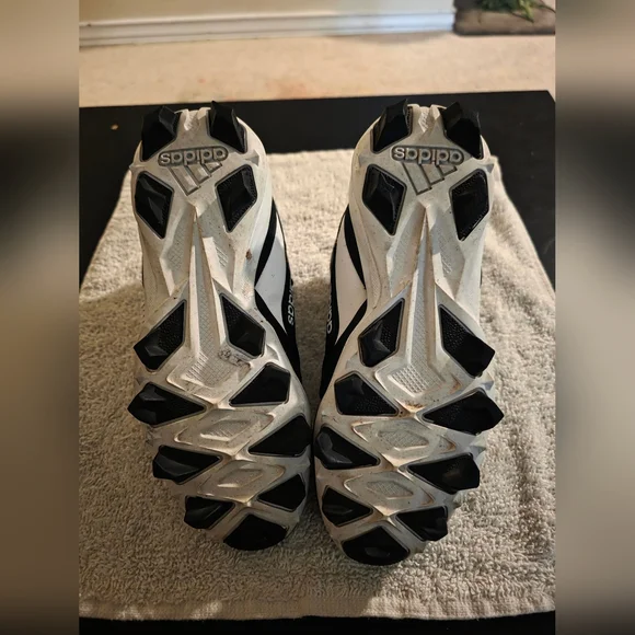 Adidas Kids Icon 7 Cleats Size 3 LIKE NEW - Picture 5 of 6